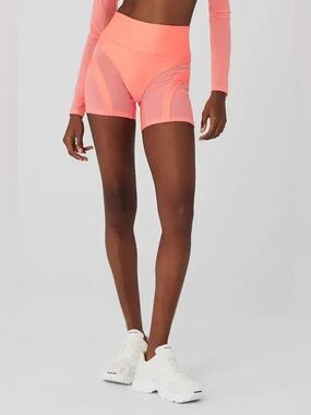 Alo Yoga 5” Airlift Heat Wave Bike Shorts Size Small